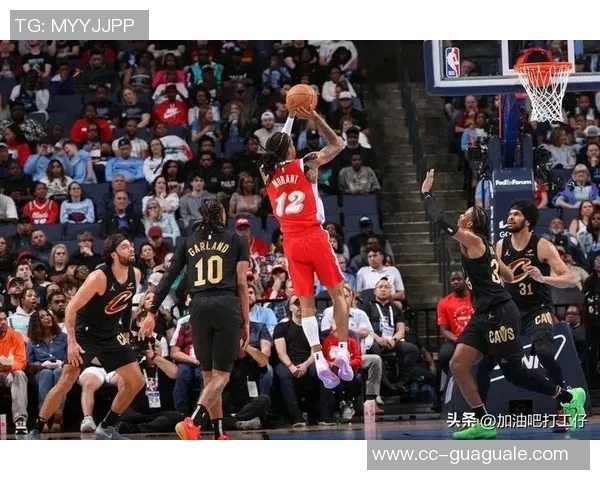 加兰复出表现出色12投5中斩获20分2篮板7助攻三分球命中率高达75